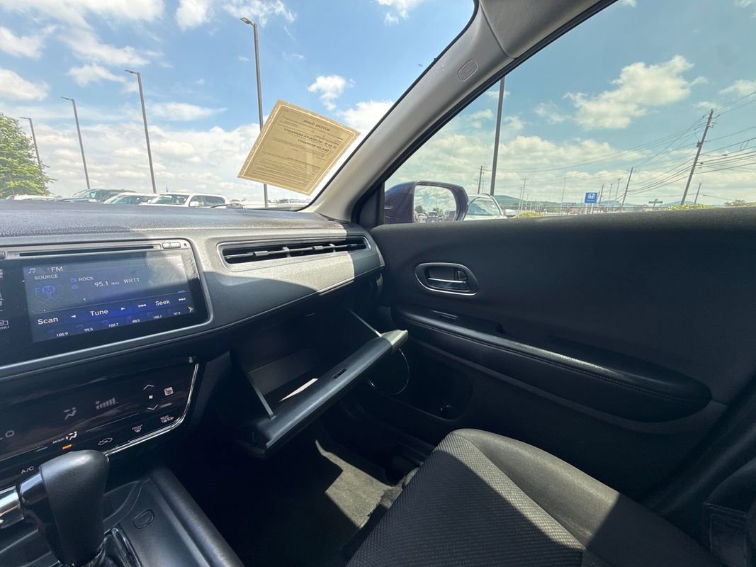 Used 2018 Honda HR-V EX image 30