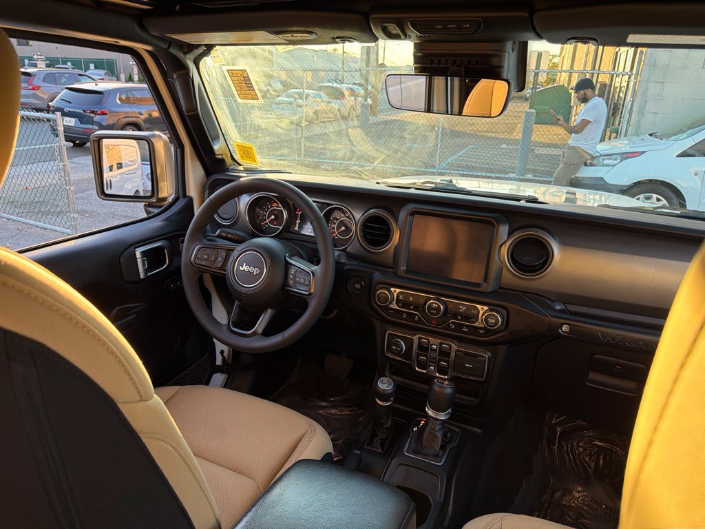 Used 2023 Jeep Wrangler Unlimited Sport w/ Sun And Sound Package AWD/4WD image 21