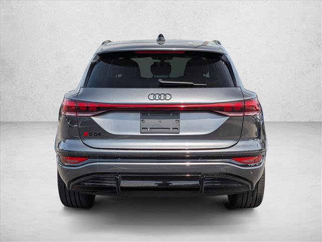 Certified 2025 Audi SQ6 e-tron Prestige w/ Black Optic Package AWD/4WD image 7
