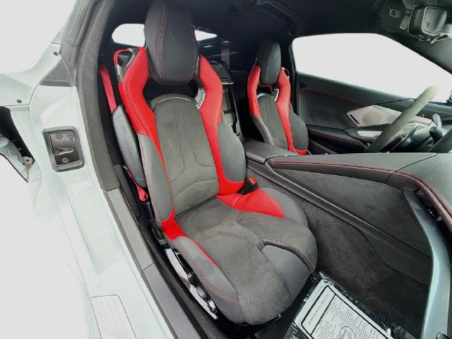 Used 2022 Chevrolet Corvette Stingray Premium Cpe w/ Z51 Performance Package RWD image 14