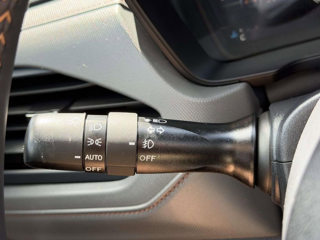 Used 2025 Subaru Forester Sport image 24