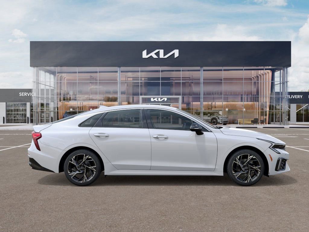 New 2025 Kia K5 GT-Line image 7