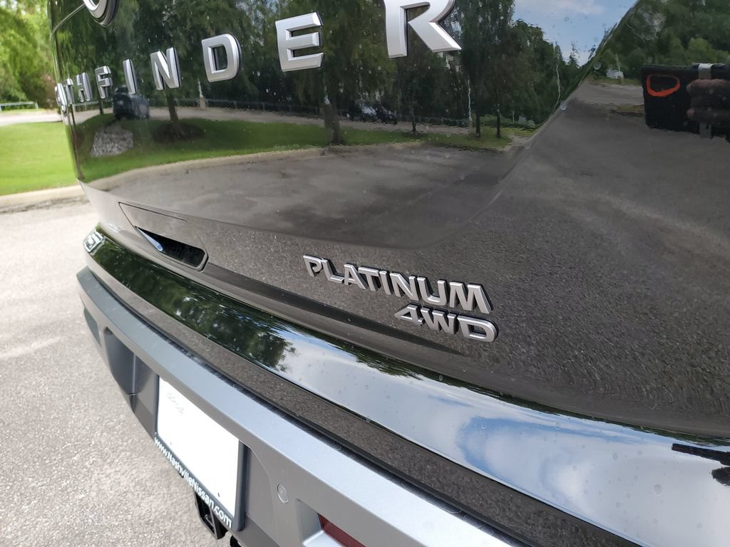 New 2026 Nissan Pathfinder Platinum w/ Lighting Package AWD/4WD image 6