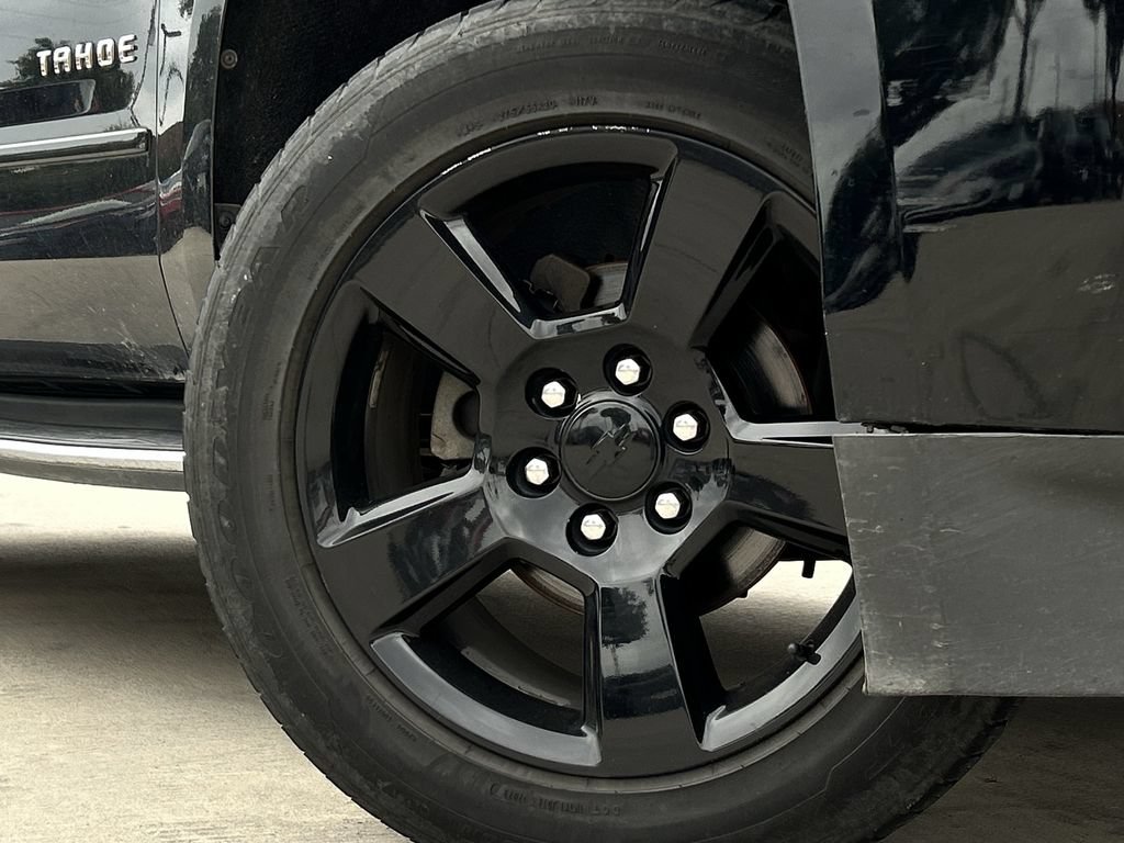 Used 2018 Chevrolet Tahoe Premier RWD image 11