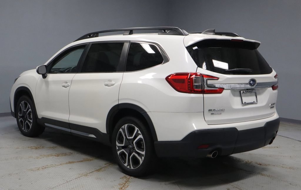 Used 2023 Subaru Ascent Limited AWD/4WD image 10
