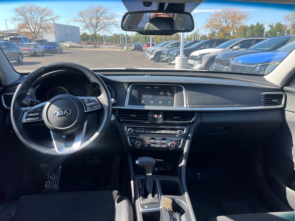 Used 2019 Kia Optima S FWD image 11