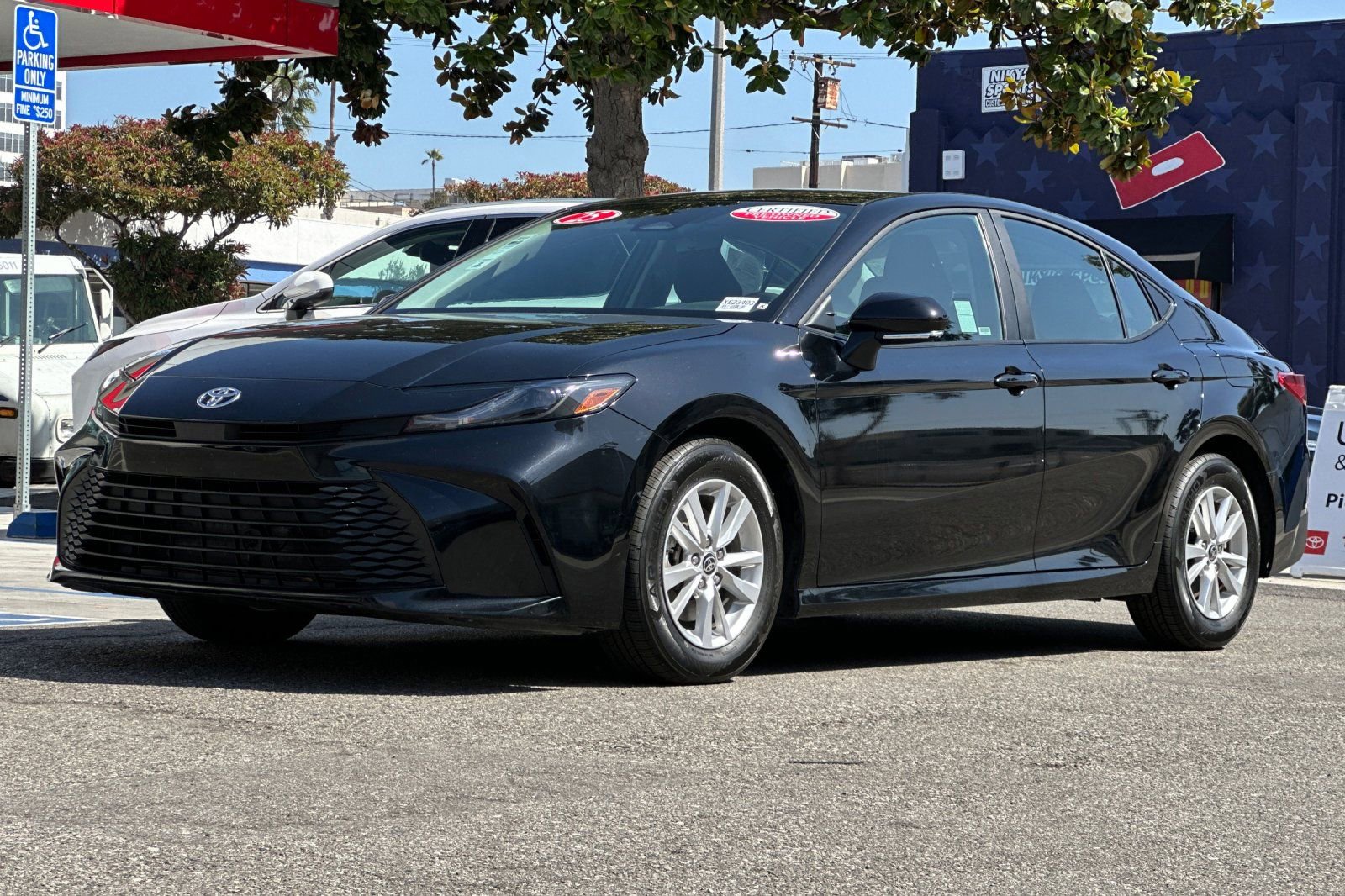 Certified 2025 Toyota Camry LE FWD image 8