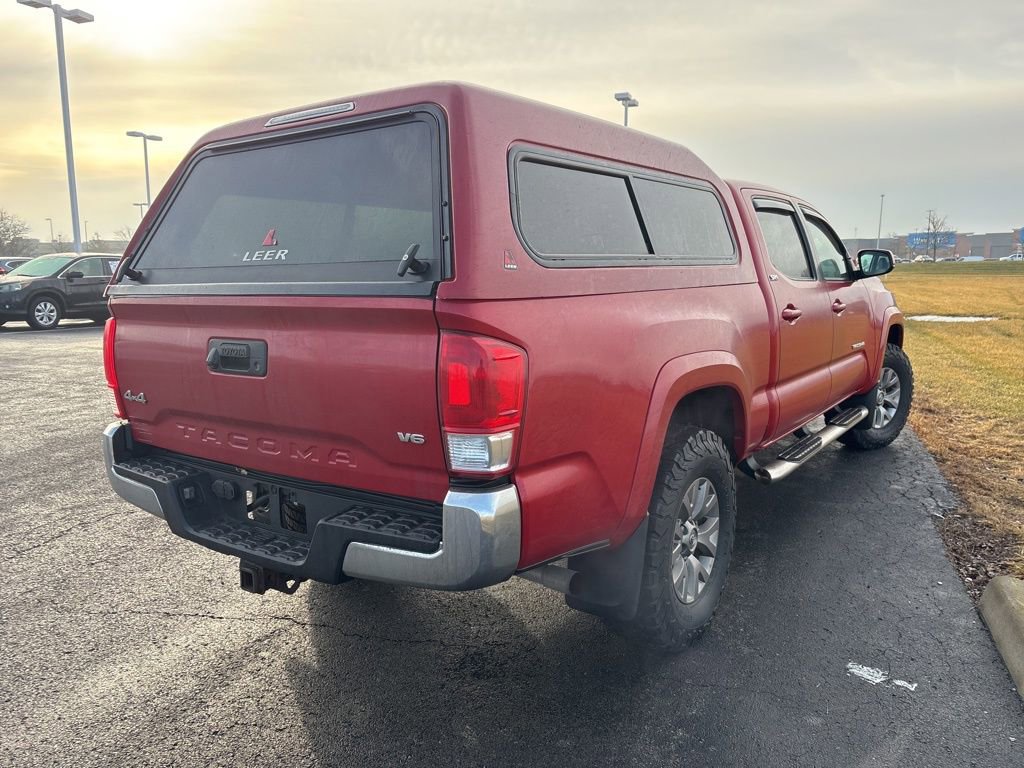 Used 2016 Toyota Tacoma SR5 image 12