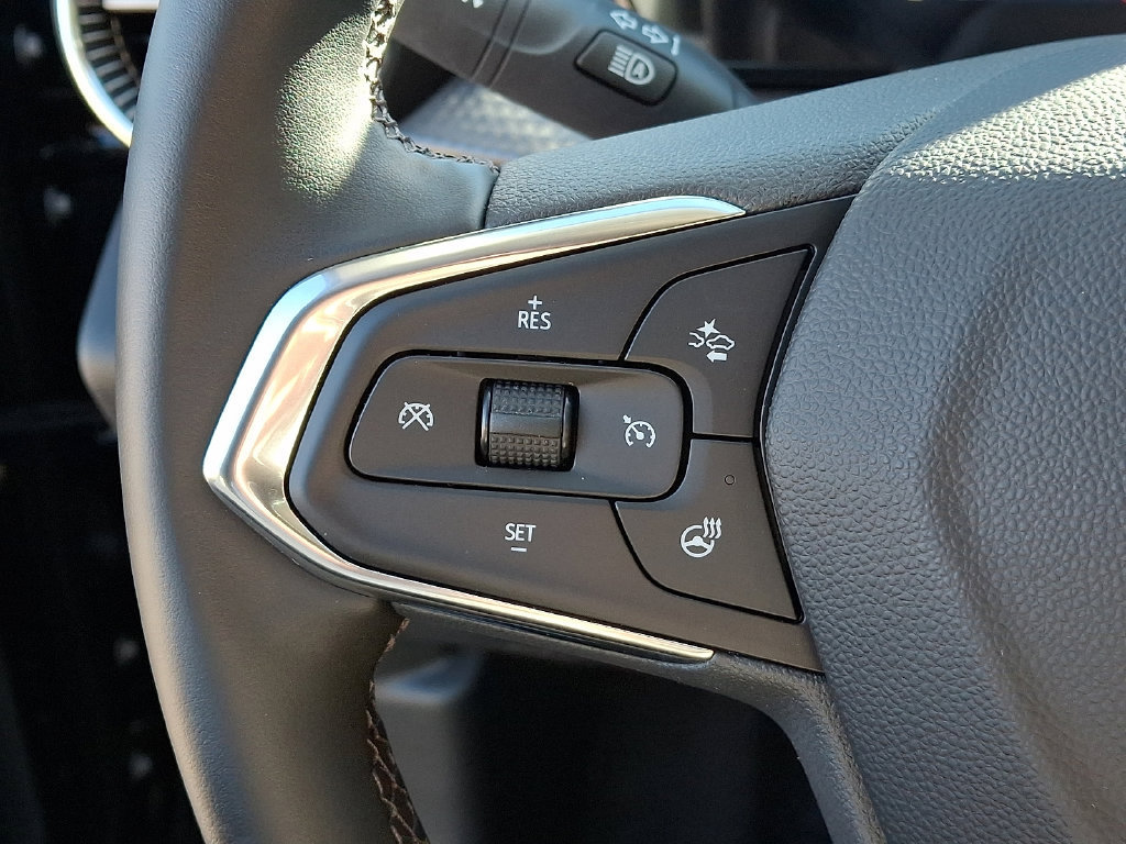 Used 2026 Chevrolet Trax ACTIV w/ Driver Confidence Package FWD image 26