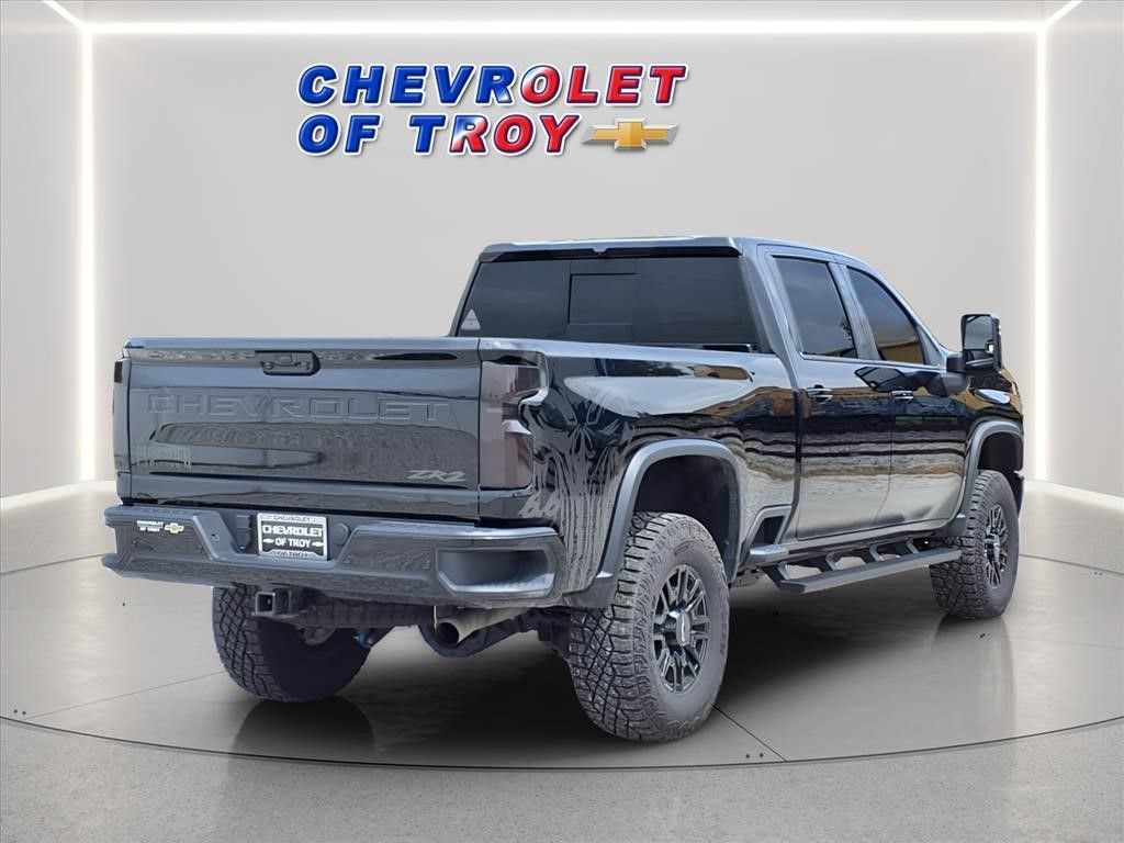 Used 2025 Chevrolet Silverado 2500 ZR2 AWD/4WD image 4