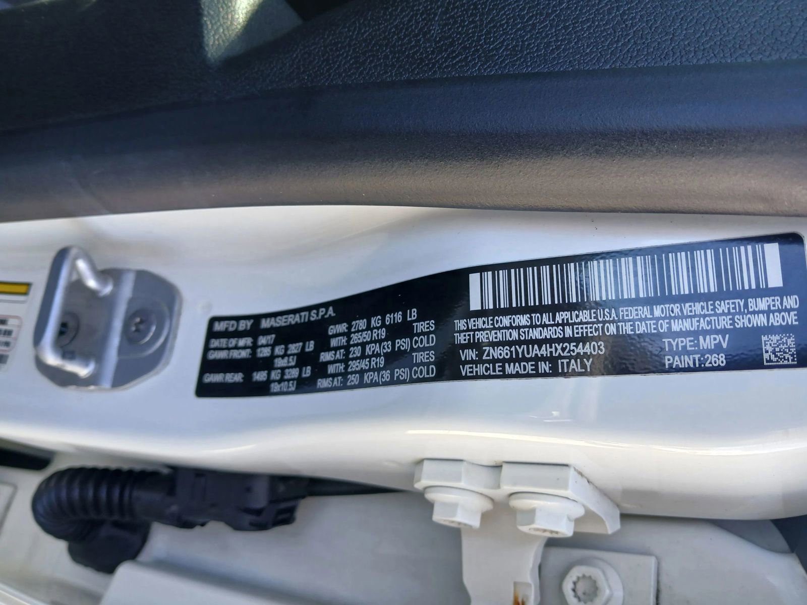 Used 2017 Maserati Levante S image 10