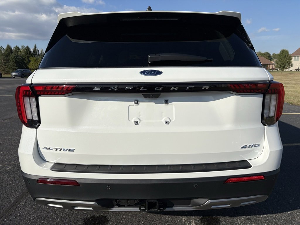 New 2026 Ford Explorer Active image 7