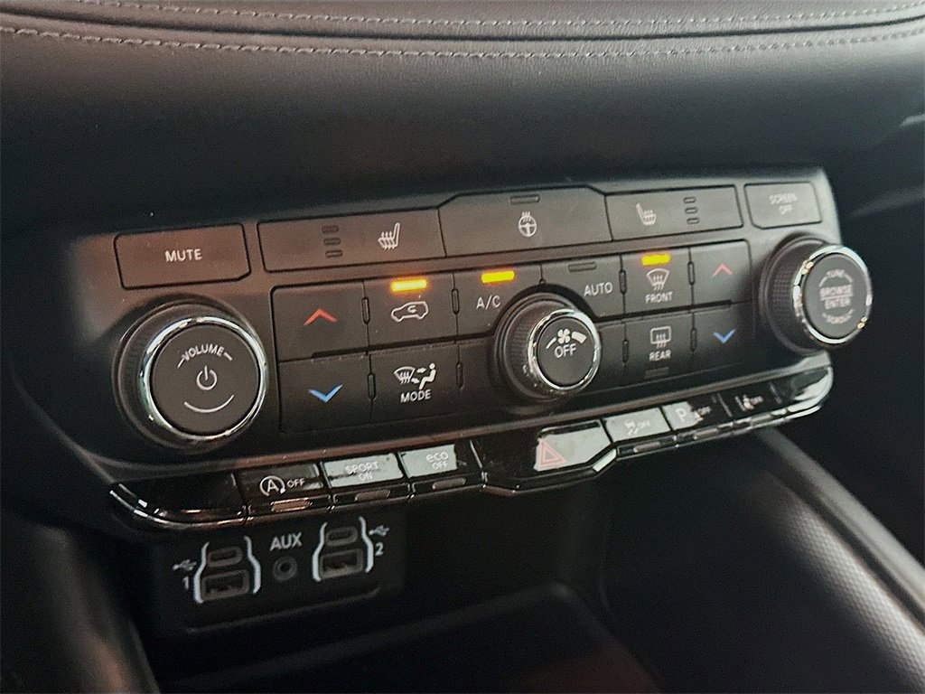 Used 2022 Dodge Durango GT image 18