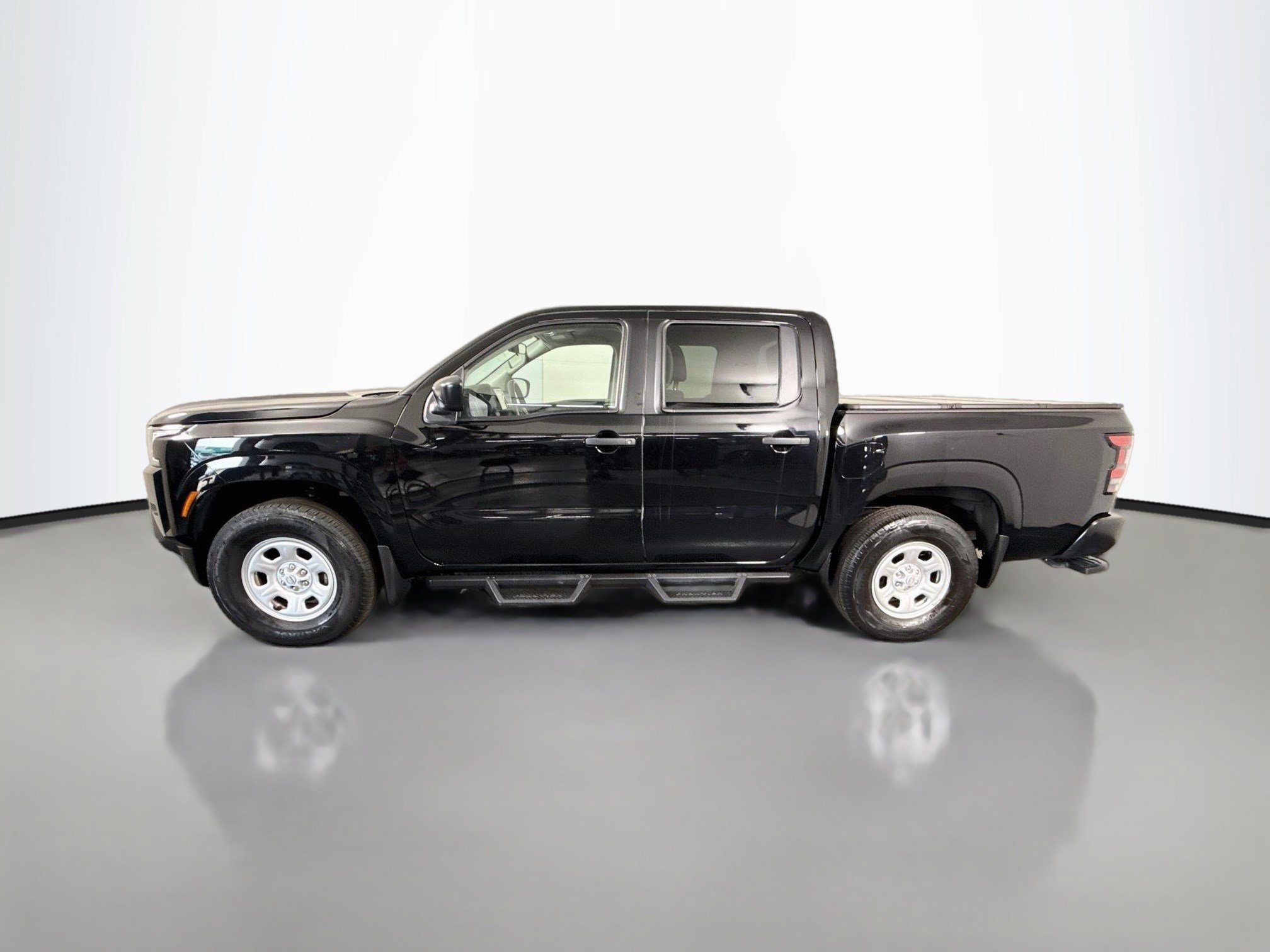 Used 2022 Nissan Frontier S w/ Technology Package AWD/4WD image 6