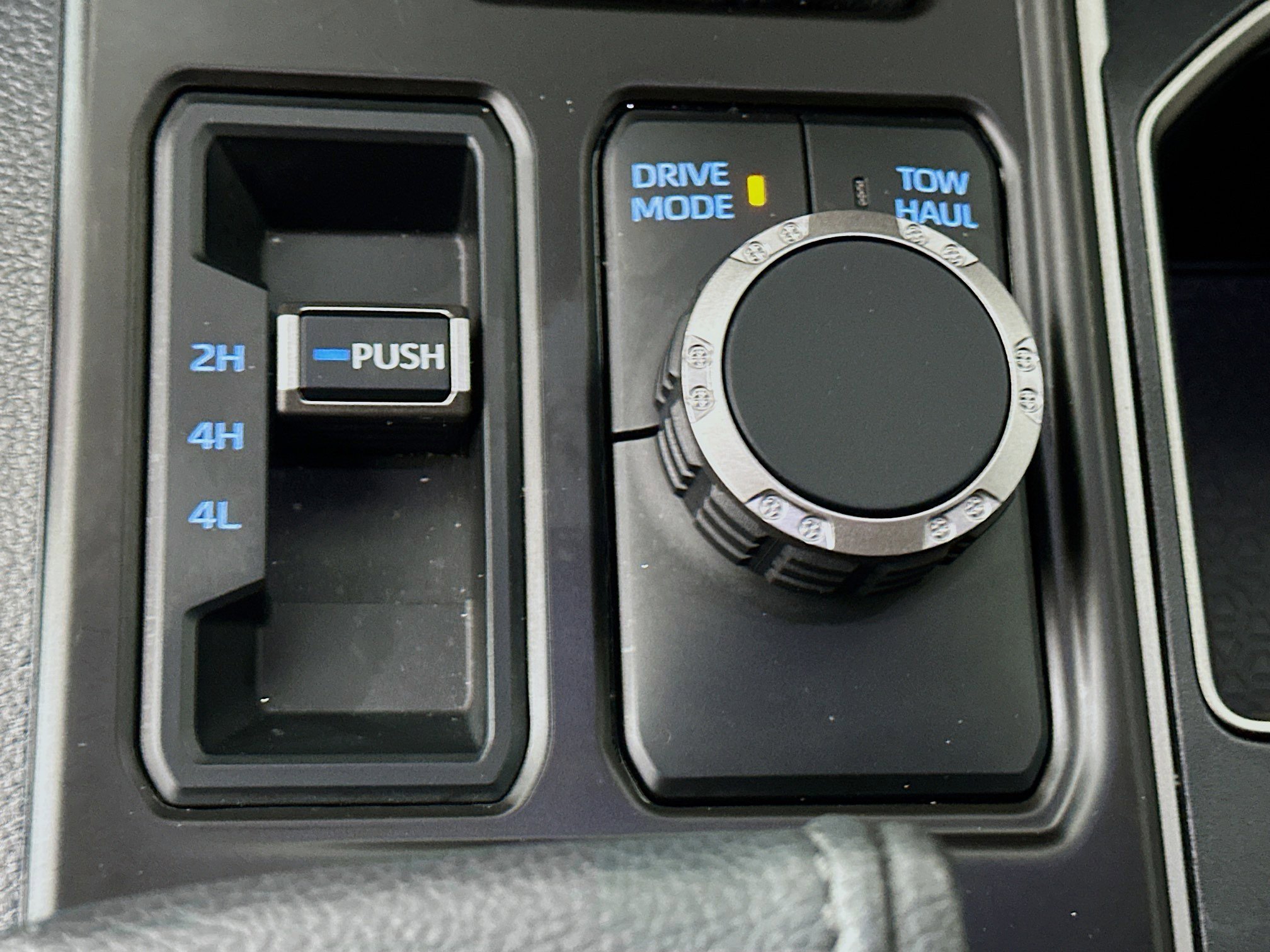Used 2023 Toyota Tundra SR5 w/ SR5 Premium Package AWD/4WD image 26
