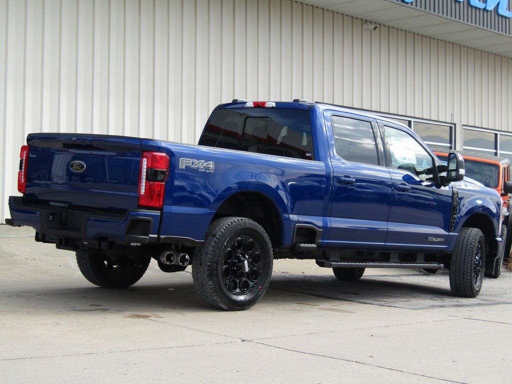 New 2026 Ford F250 Lariat w/ Black Appearance Package image 3