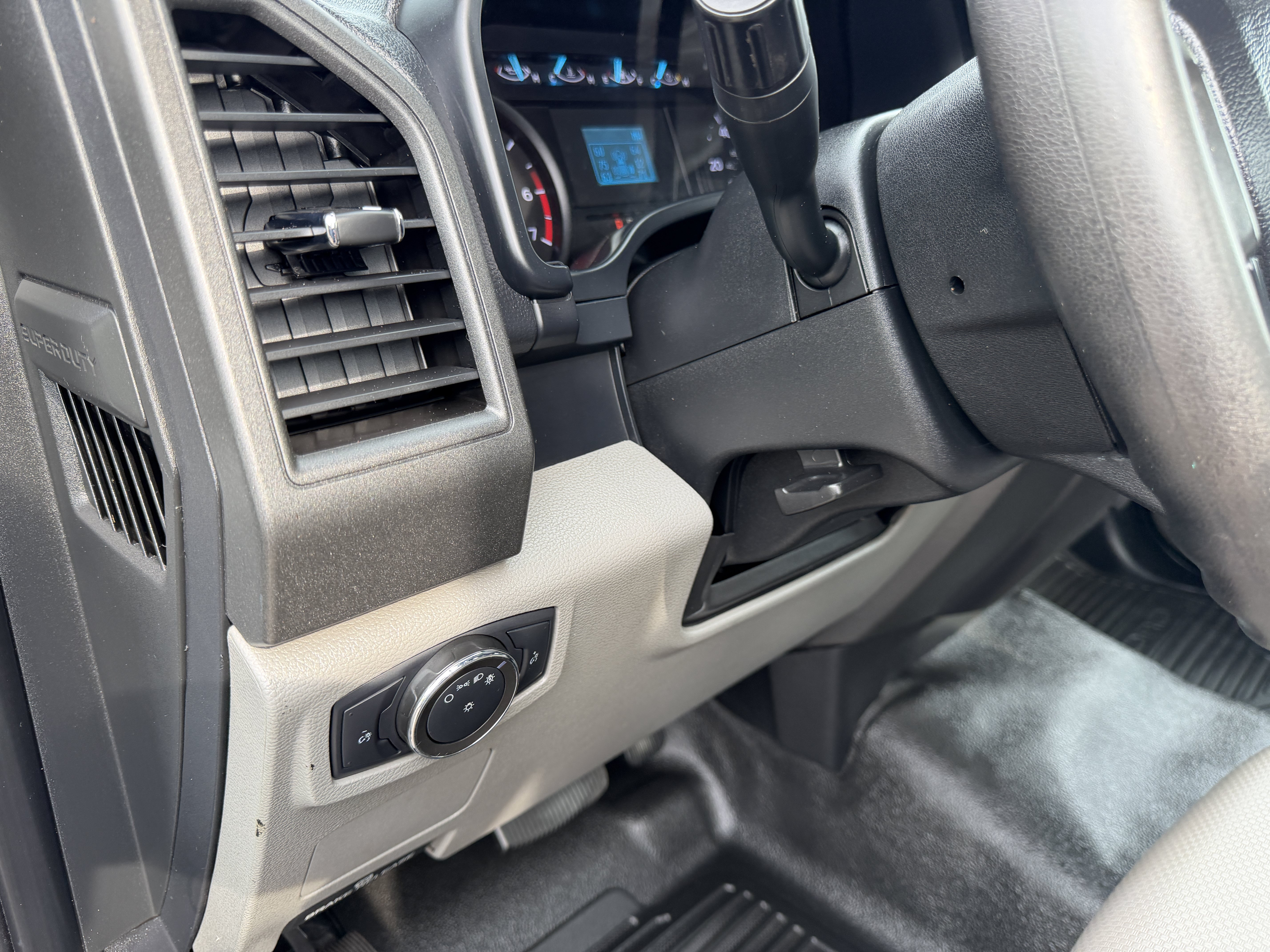 Used 2020 Ford F350 XL w/ Power Equipment Group RWD image 19