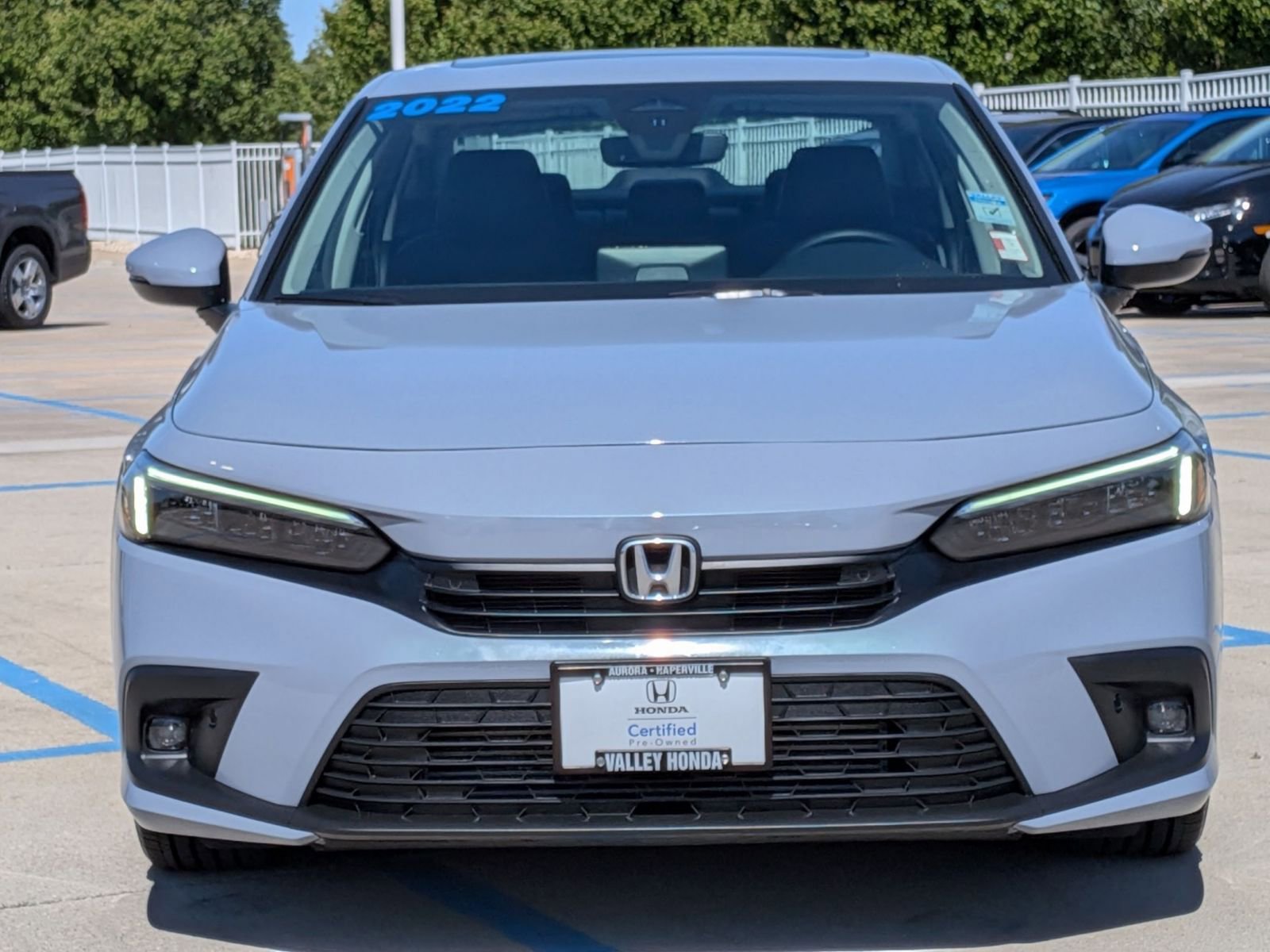 Used 2022 Honda Civic Touring image 3