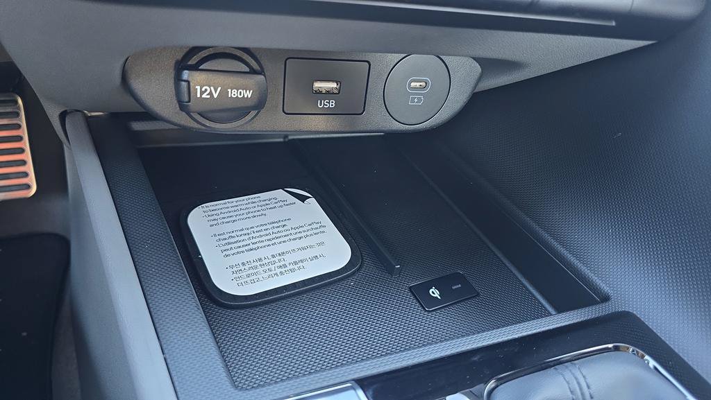 New 2026 Hyundai Elantra Sport FWD image 31