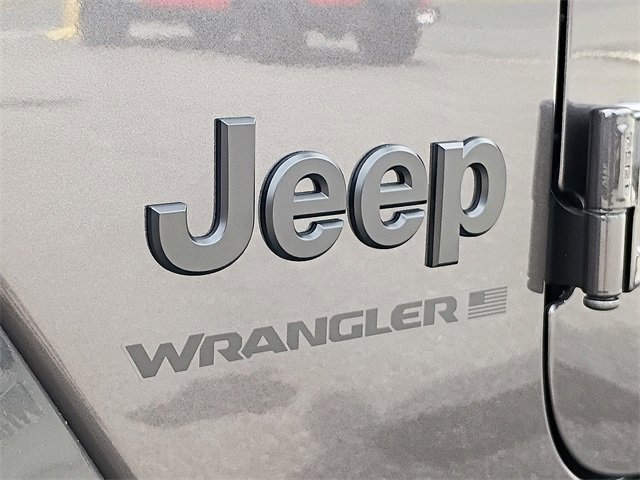 New 2025 Jeep Wrangler Sahara image 18
