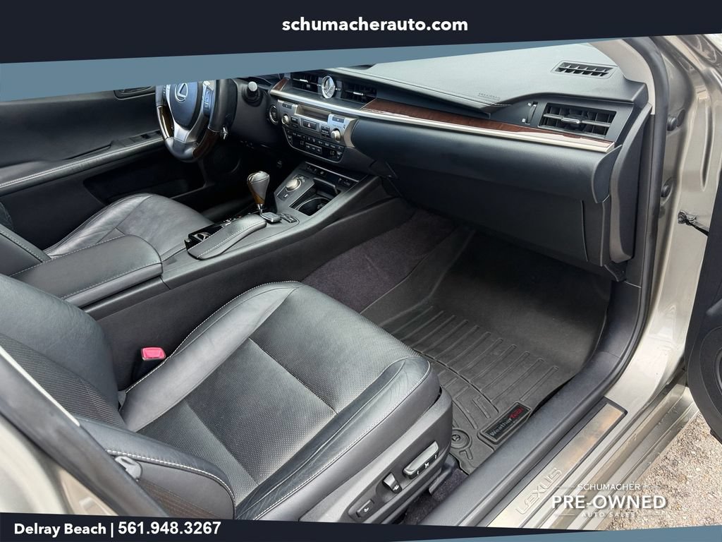 Used 2015 Lexus ES 350 w/ Luxury Package FWD image 17
