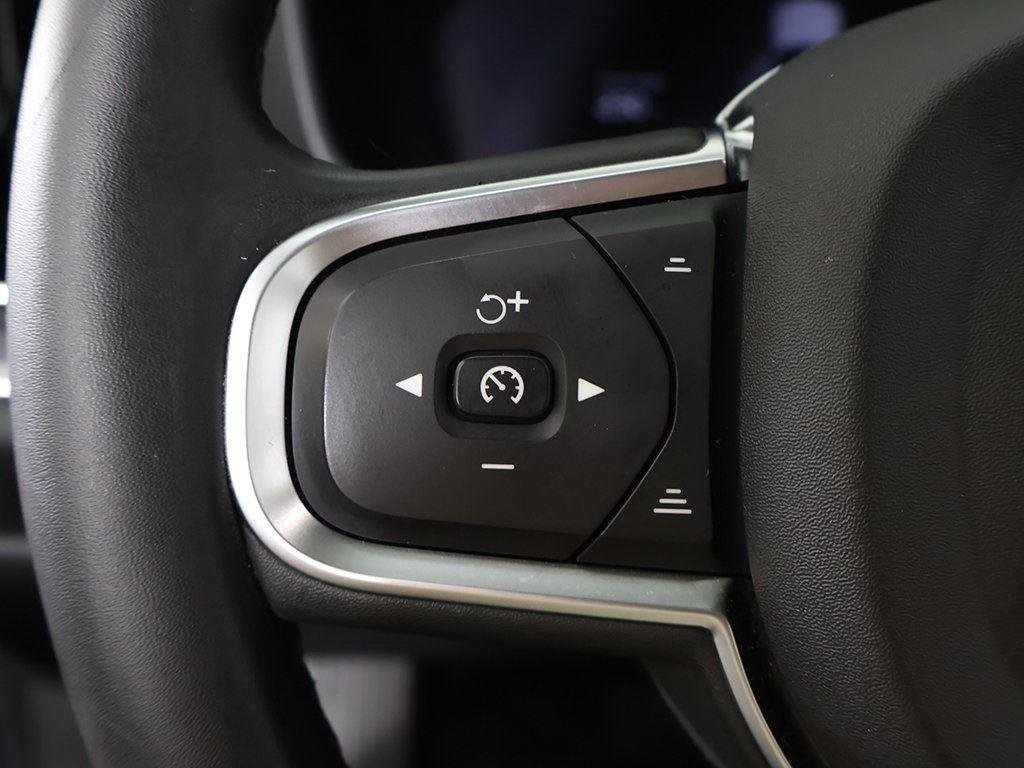 Used 2024 Volvo S60 B5 Core image 43