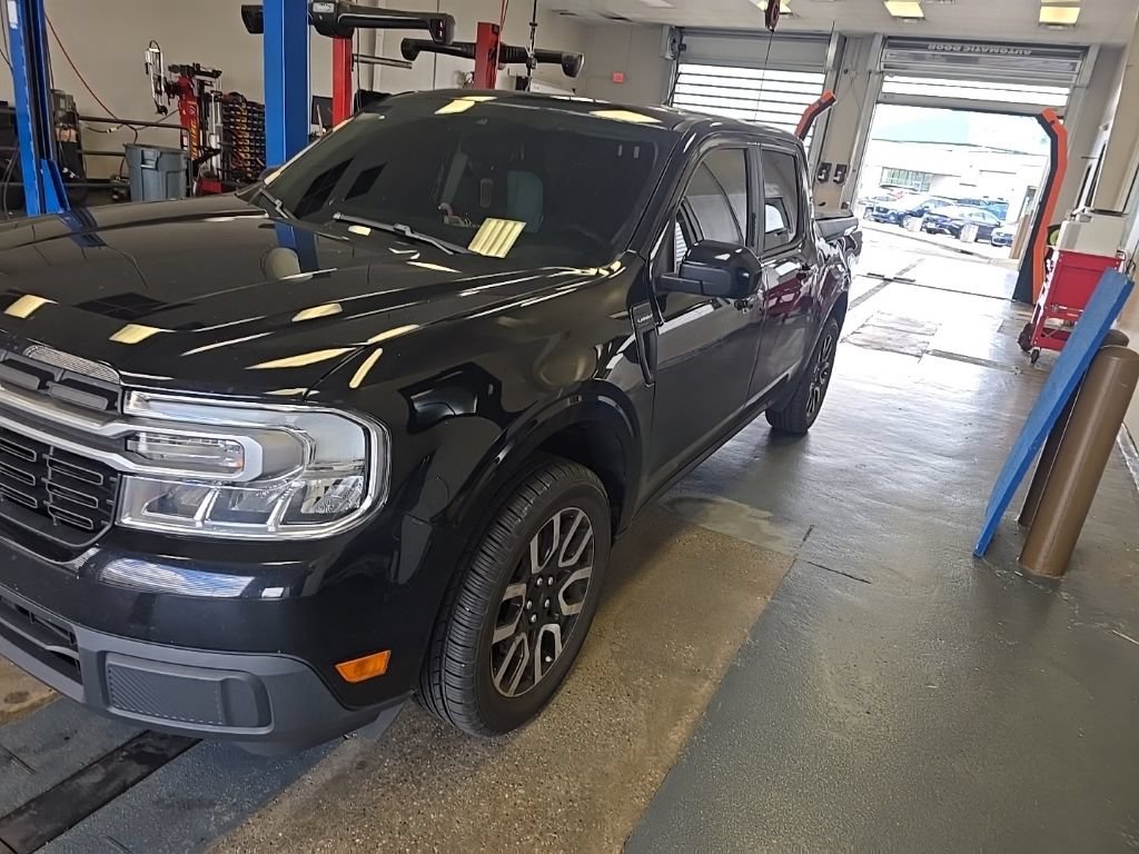 Used 2022 Ford Maverick Lariat w/ Lariat Luxury Package AWD/4WD image 2