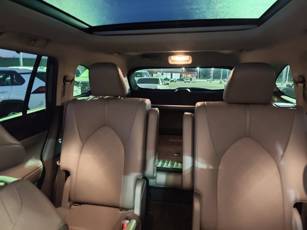 Used 2022 Toyota Highlander Platinum AWD/4WD image 13