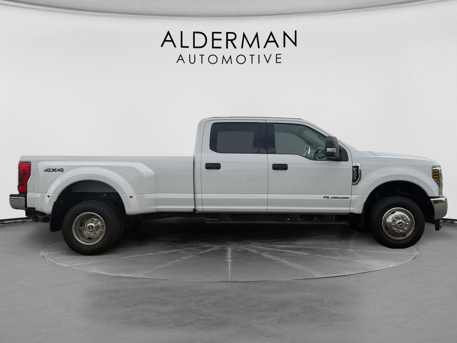 Used 2018 Ford F350 XLT AWD/4WD image 6
