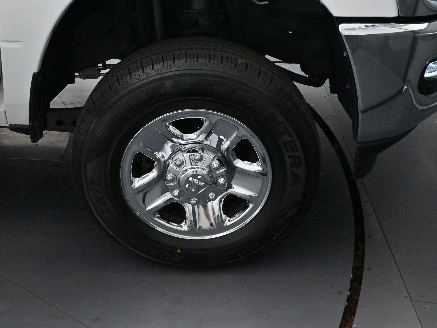 Used 2021 RAM 2500 Big Horn image 27
