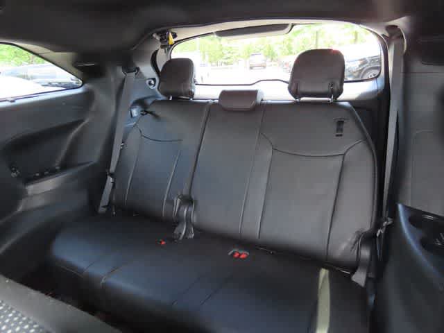 Used 2025 Toyota Sienna Platinum AWD/4WD image 16