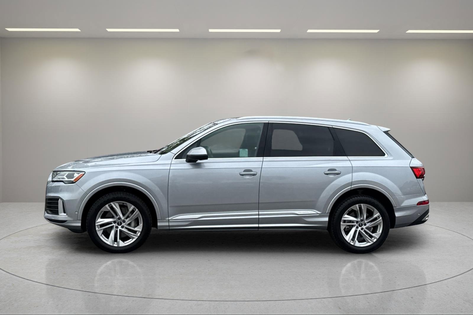 Used 2021 Audi Q7 2.0T Premium Plus w/ Premium Plus Package image 7