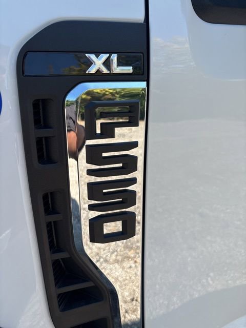 New 2026 Ford F550 4x4 Crew Cab image 14