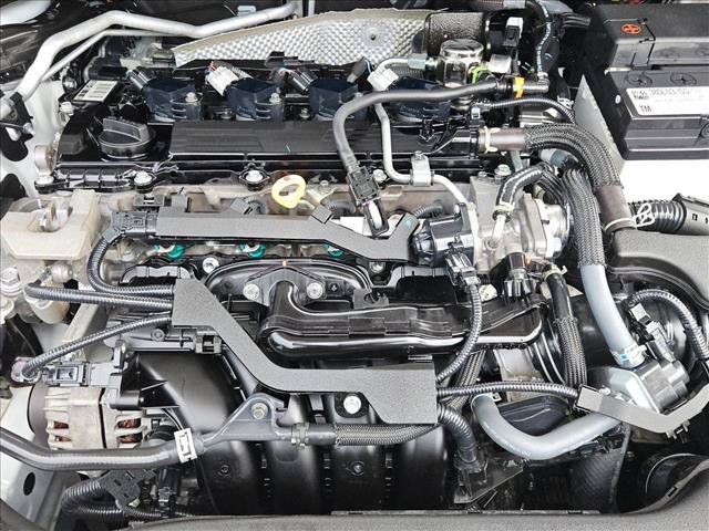 Used 2025 Toyota Corolla Cross LE FWD image 21