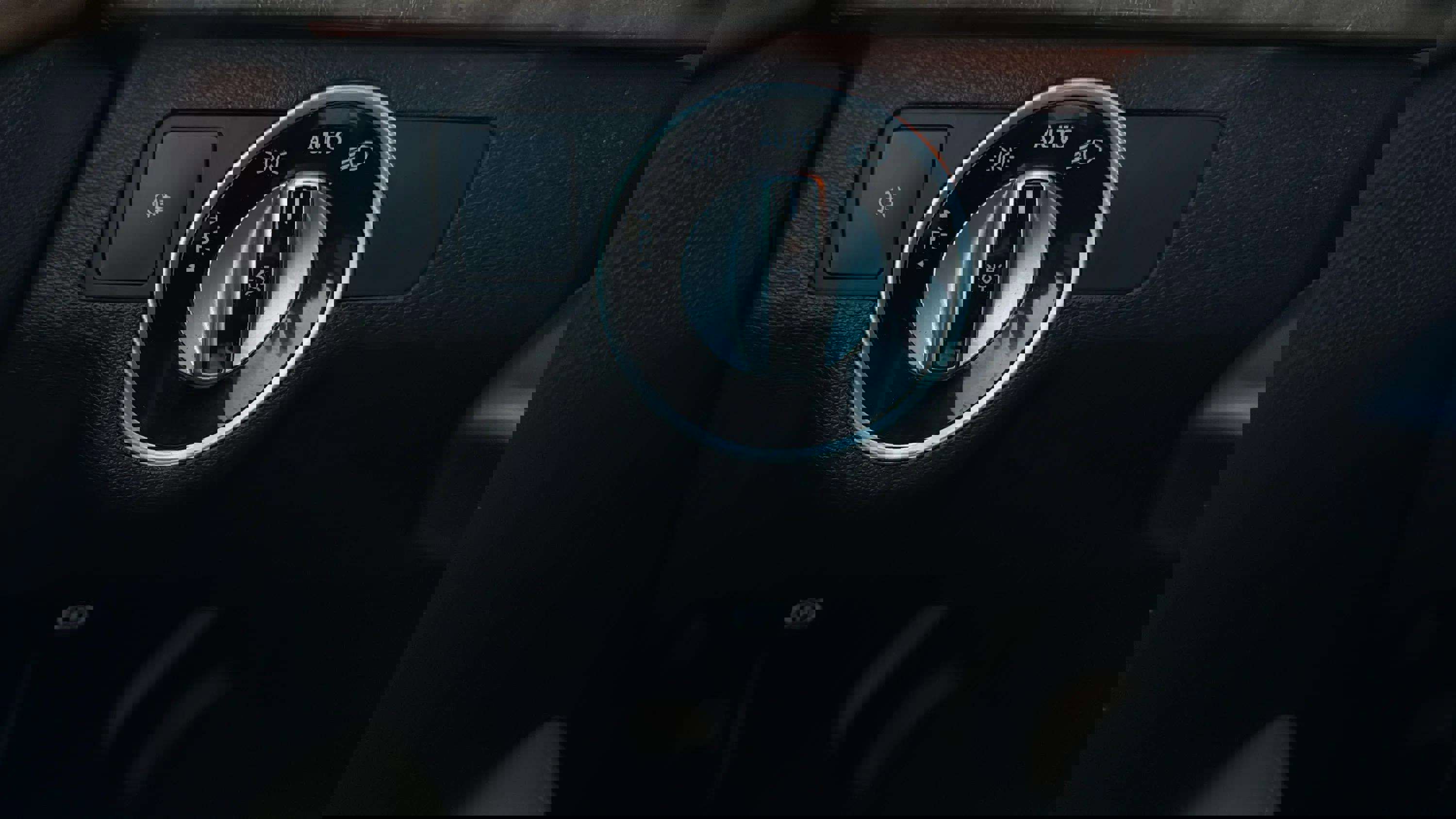 Used 2013 Mercedes-Benz E 350 Sedan image 33