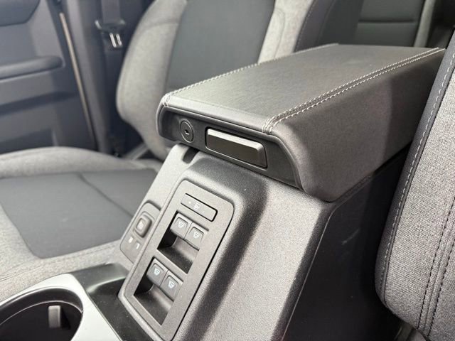 New 2025 Ford Bronco 4-Door image 17
