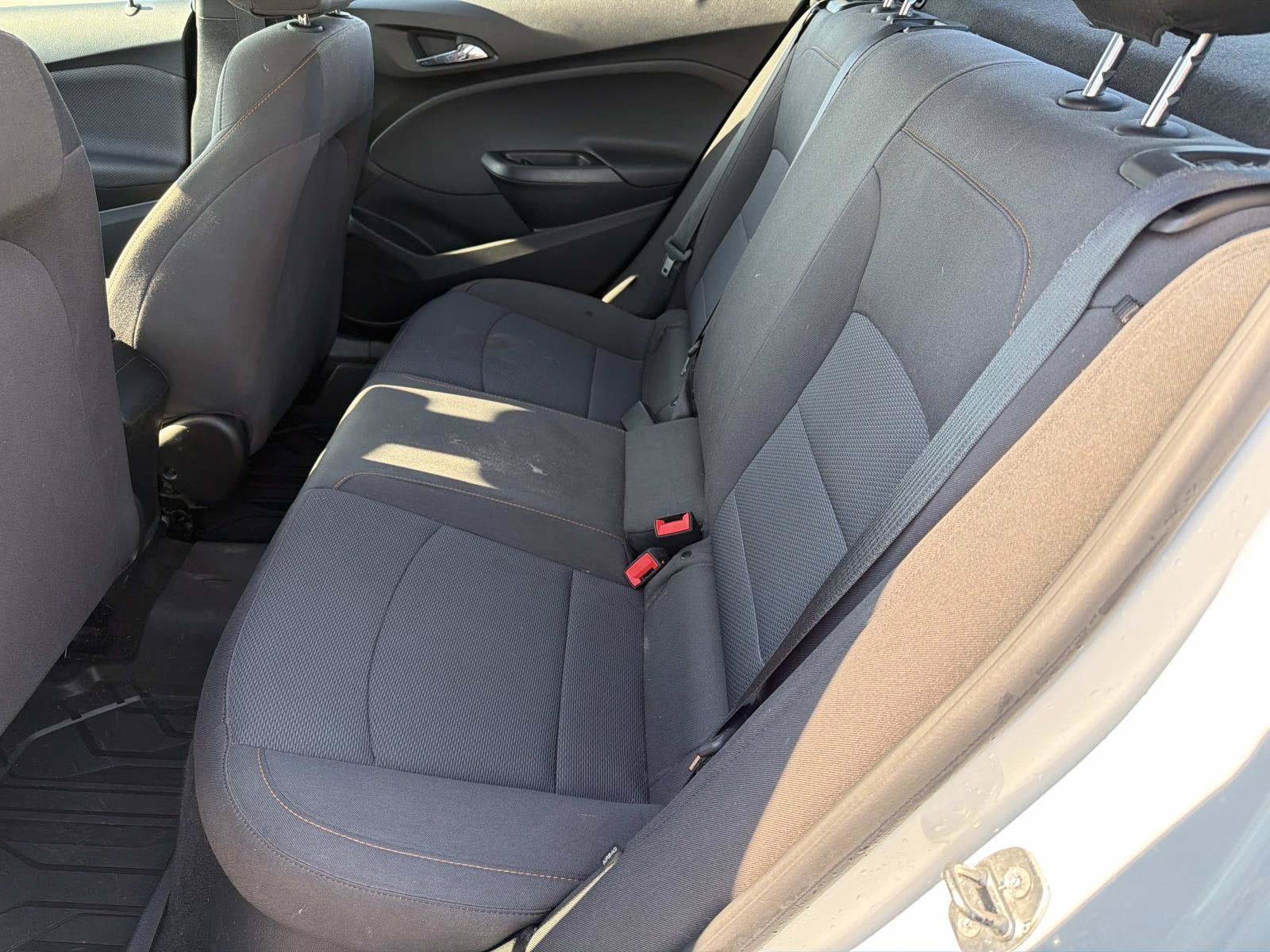 Used 2018 Chevrolet Cruze LS FWD image 18