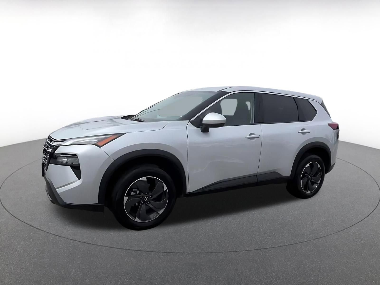Used 2025 Nissan Rogue SV FWD image 8