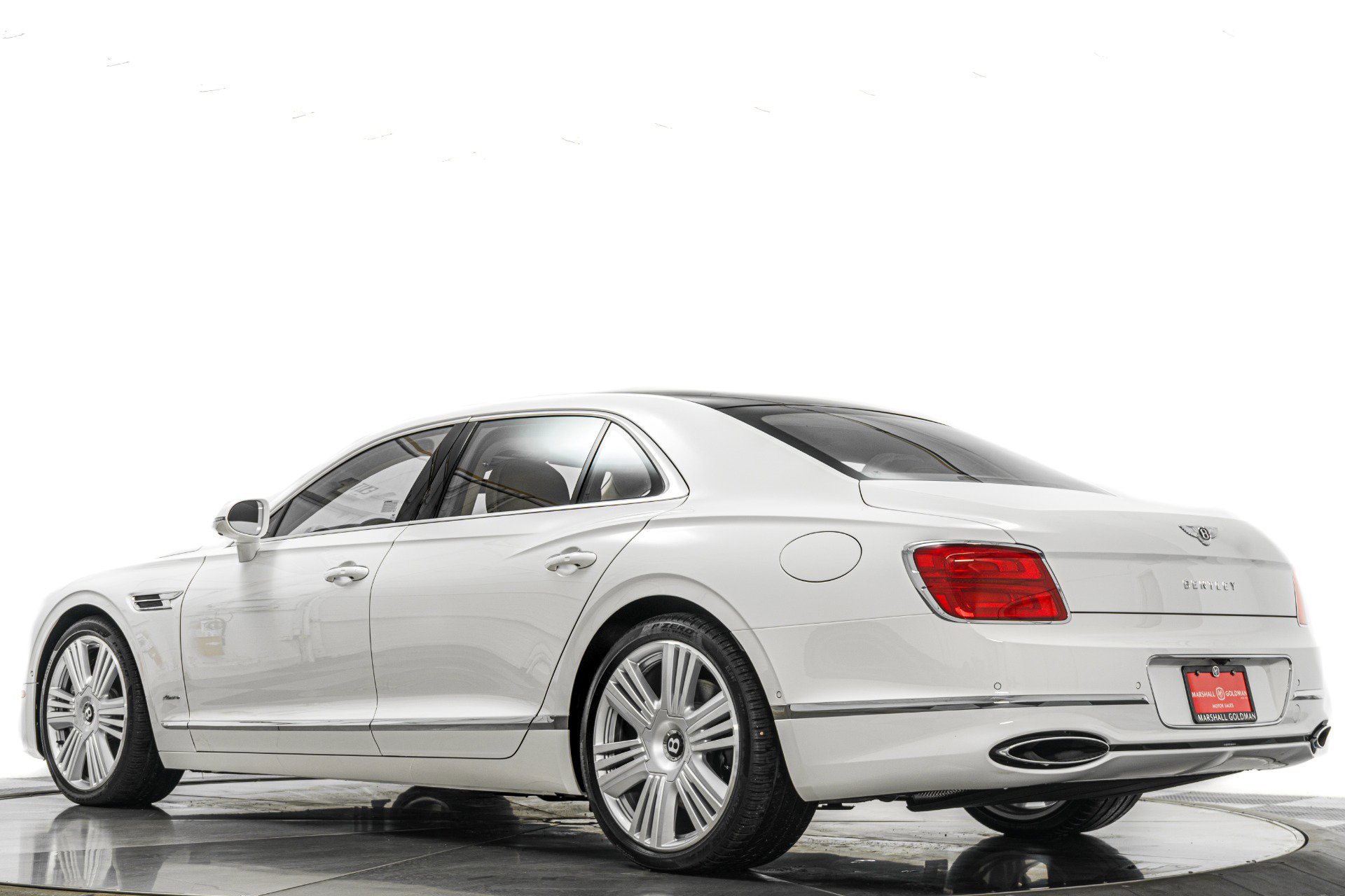 Used 2026 Bentley Flying Spur Plug-In Hybrid image 33