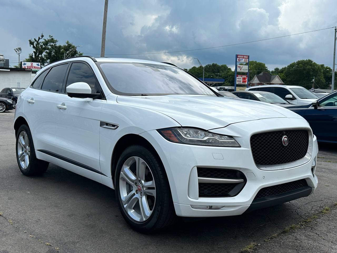 Used 2019 Jaguar F-PACE R-Sport AWD/4WD image 12