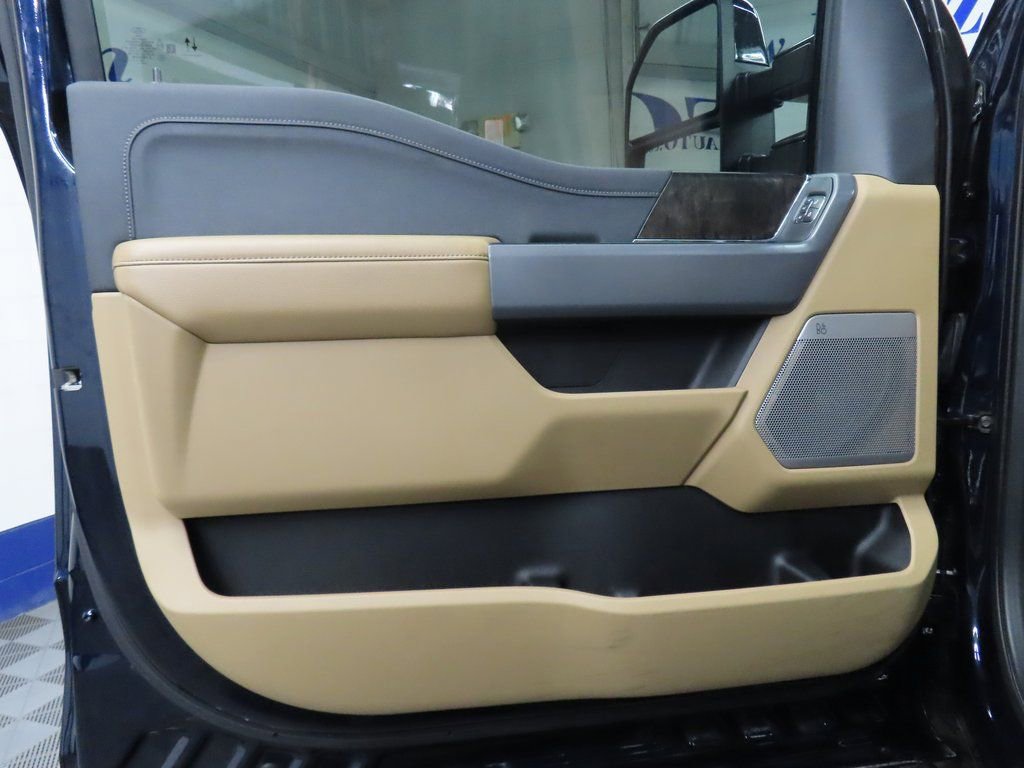 Used 2024 Ford F250 Lariat w/ Black Appearance Package AWD/4WD image 56