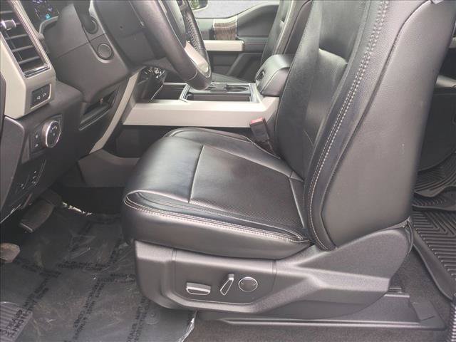 Used 2019 Ford F250 Lariat w/ Lariat Ultimate Package AWD/4WD image 16