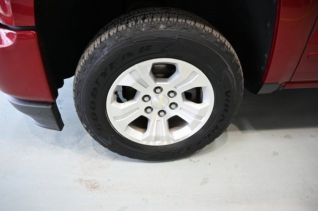 Used 2018 Chevrolet Silverado 1500 LT w/ All Star Edition image 29