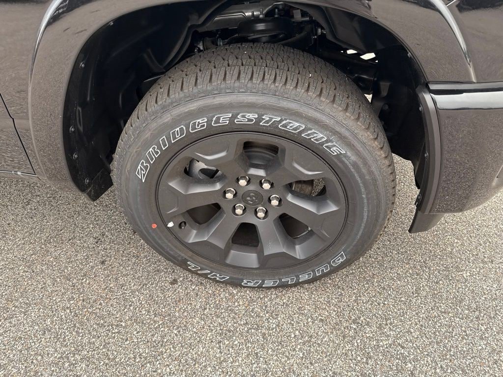 New 2026 RAM 1500 Big Horn AWD/4WD image 9