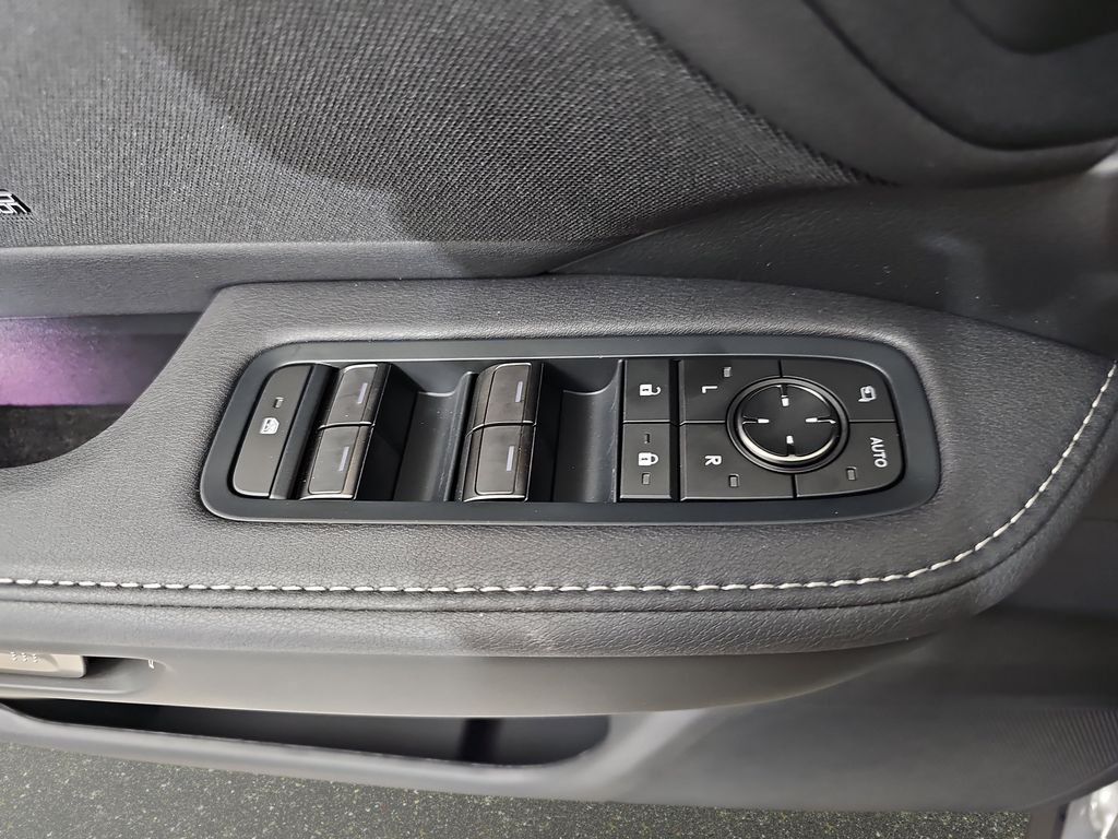 New 2026 Lexus TX 500h AWD image 28