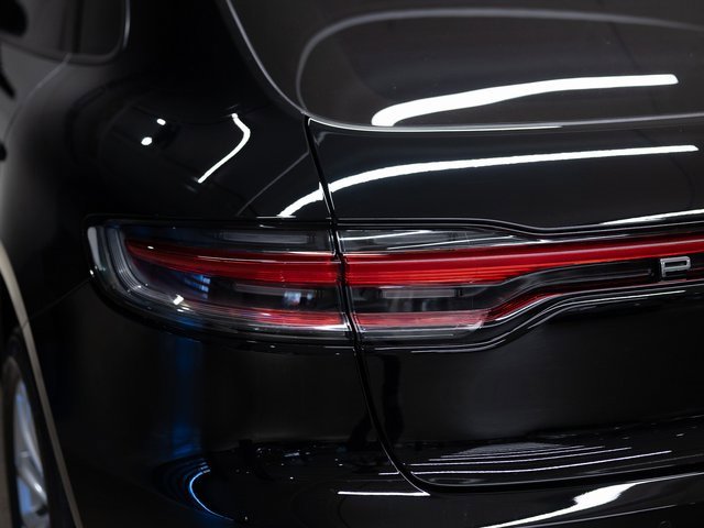 New 2026 Porsche Macan image 24
