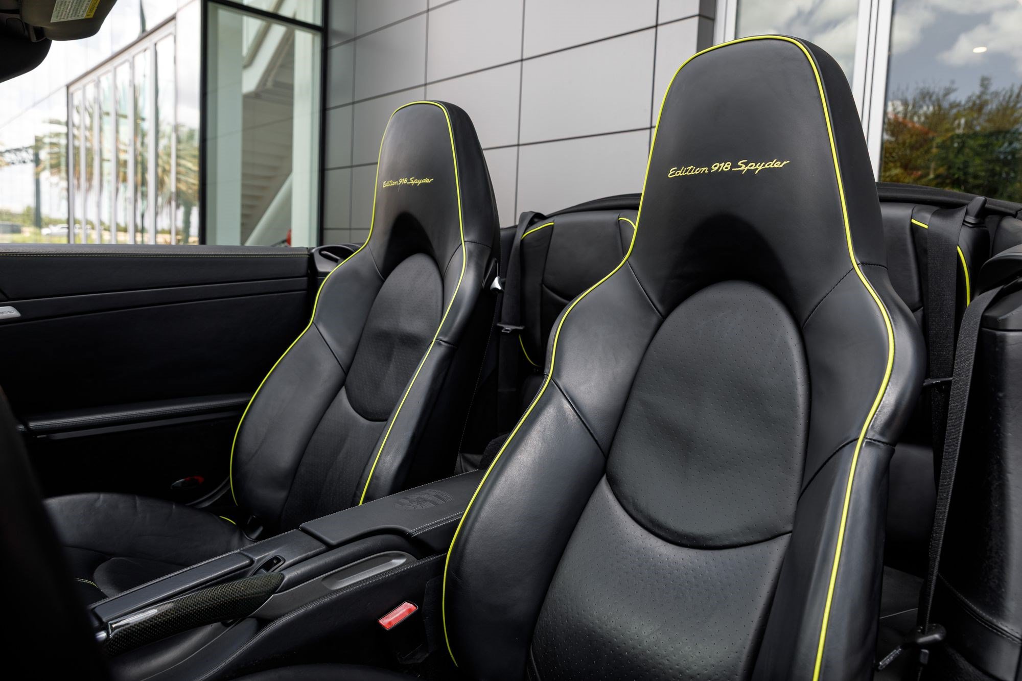 Used 2012 Porsche 911 Turbo S AWD/4WD image 21