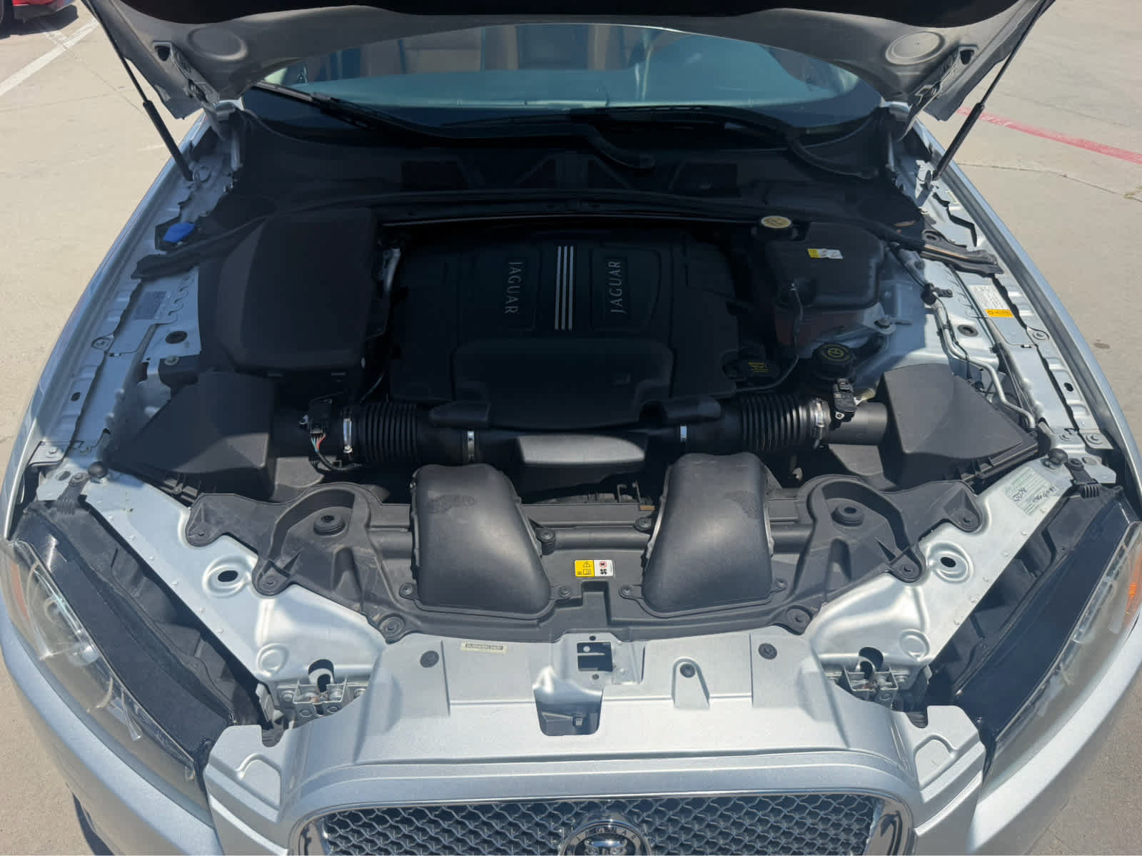 Used 2012 Jaguar XF Portfolio RWD image 26