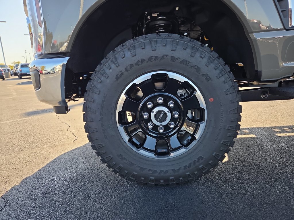 New 2027 Ford F250 Lariat w/ Tremor Off-Road Package AWD/4WD image 18