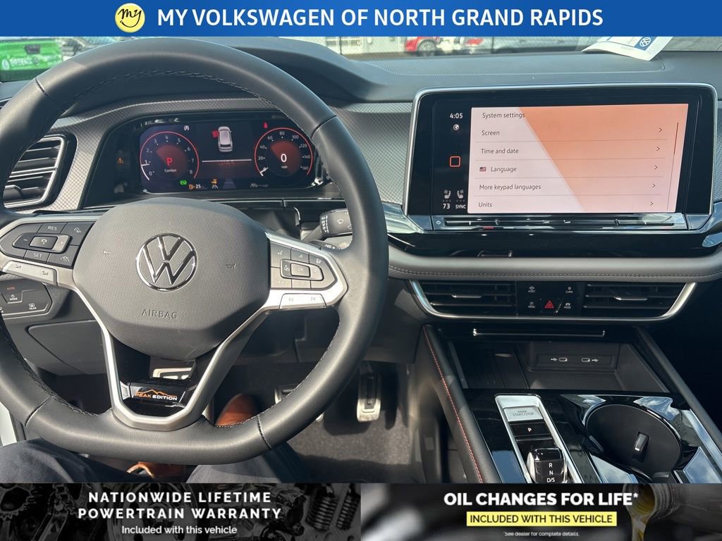 New 2026 Volkswagen Atlas Peak Edition image 13